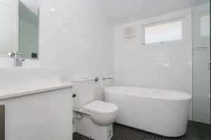 Mark St Bathroom