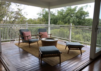 Red Hill cottage deck build