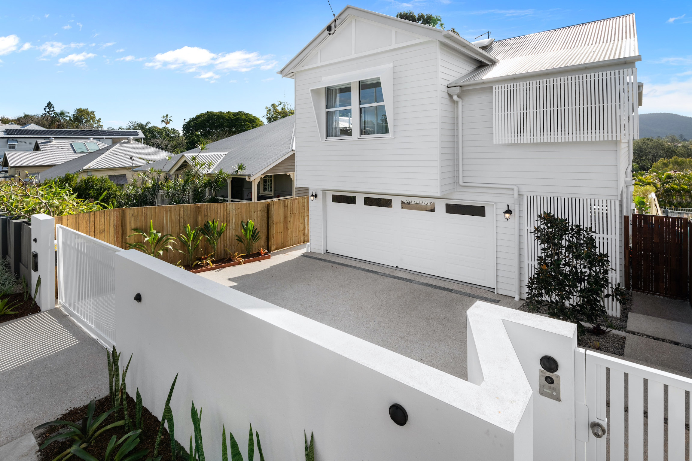 147JUB_frontview_lowres 147 Jubilee Terrace Front 2021
